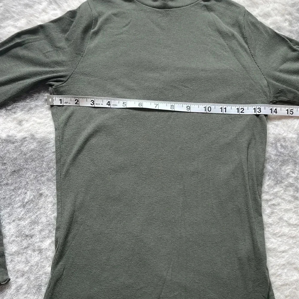 🔥4/$20 Hollister  Ruffle Turtleneck - Picture 6 of 12